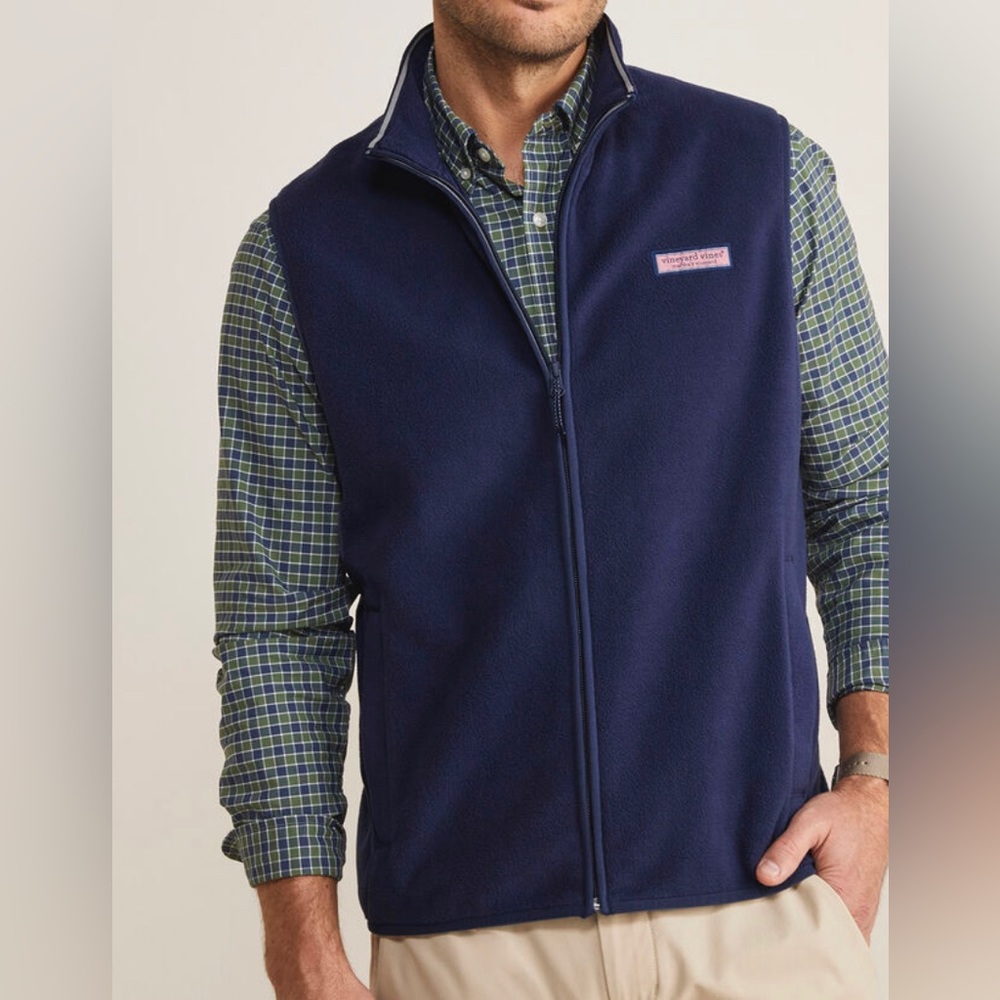 VINEYARD VINES 🐳 navy vest boys size MD 12-14